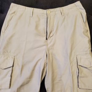 Hawk cream shorts